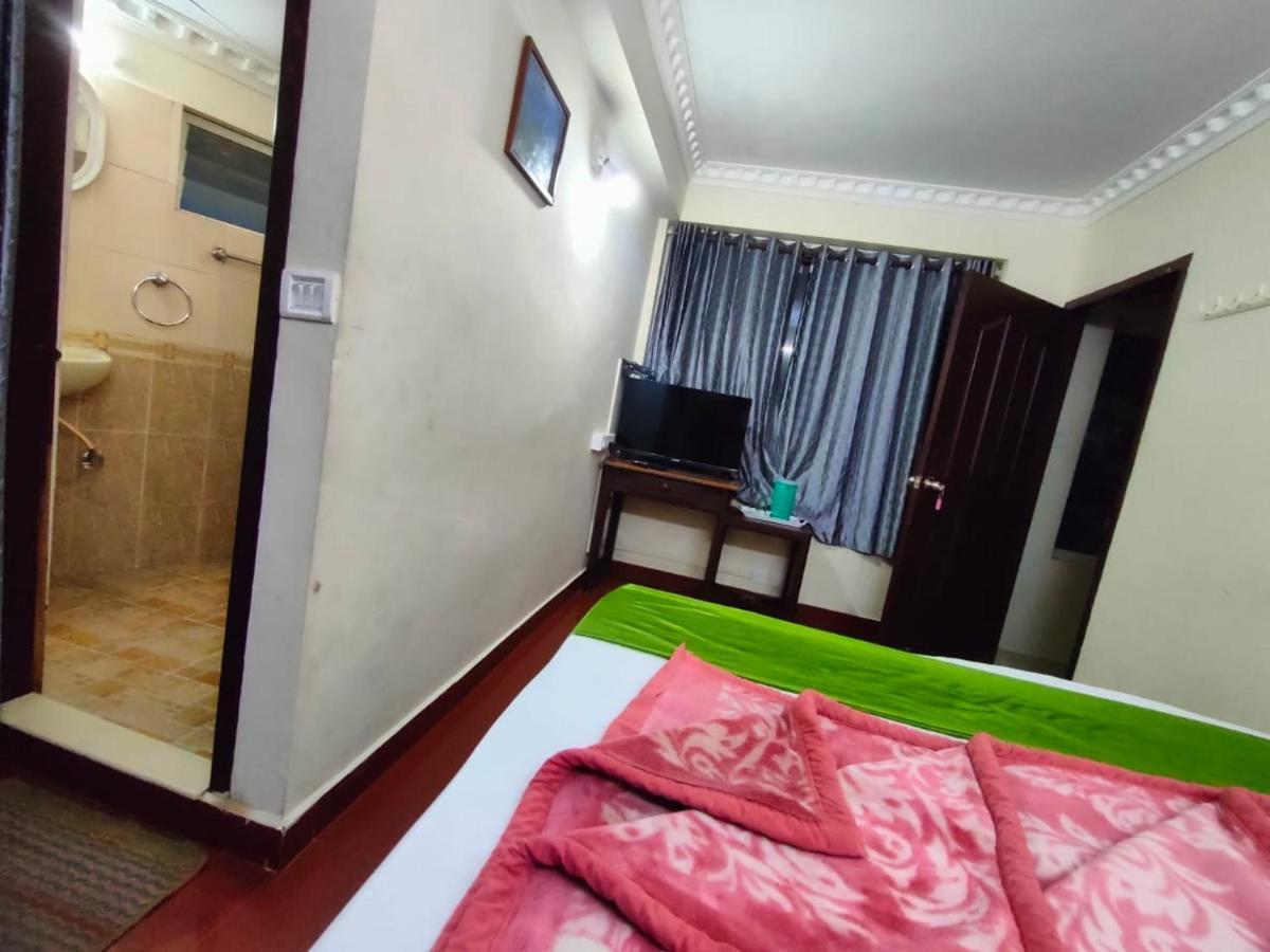 Munnar Kaippalli Budget Homestay Dış mekan fotoğraf